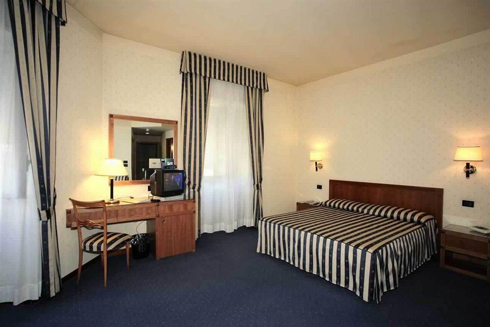 Hotel De Paris Terni Exterior photo