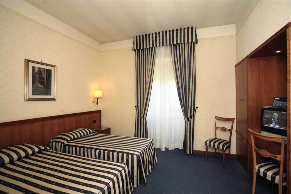 Hotel De Paris Terni Exterior photo