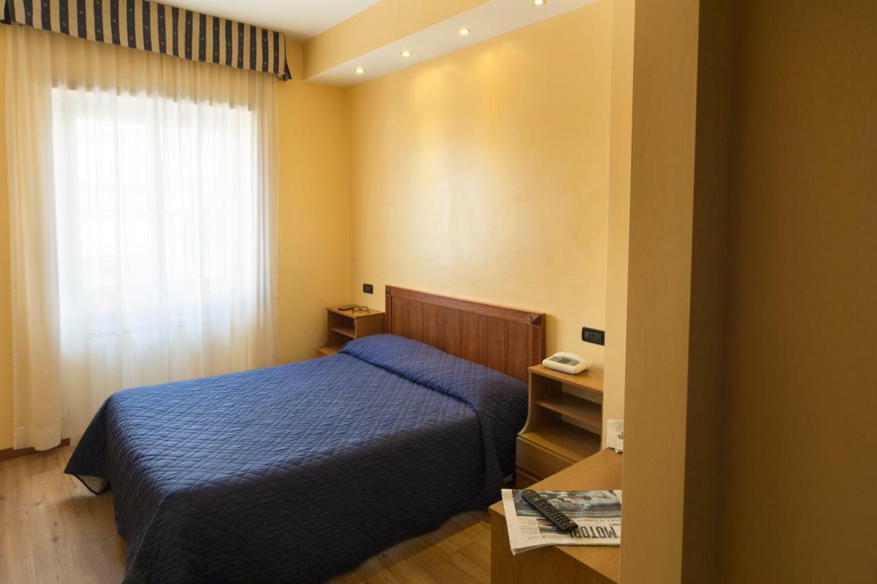 Hotel De Paris Terni Exterior photo