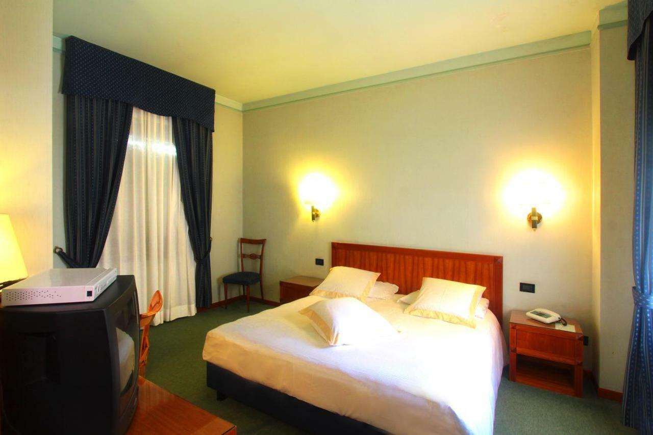 Hotel De Paris Terni Exterior photo